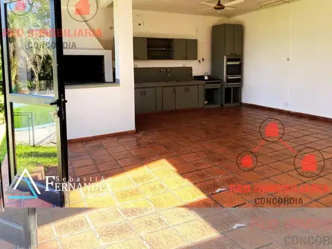 Casa en Venta con 2 cocheras