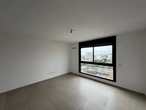 Departamento en Alquiler en Luis Agote, $ 350.000