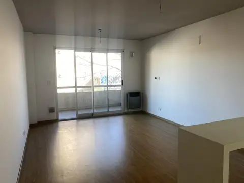 Departamento en Venta en San Fernando Vías  /  Centro, USD 130.000