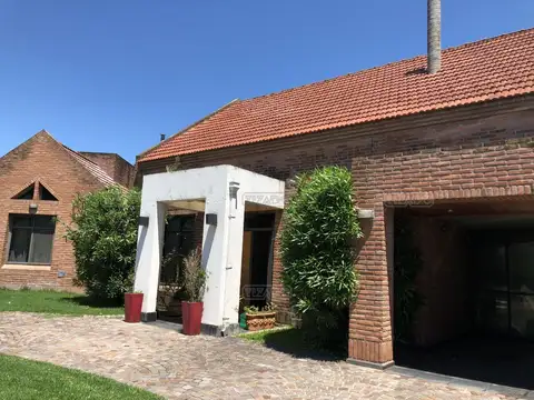 Casa  en Venta ubicado en C.C. Banco Provincia, Zona Oeste