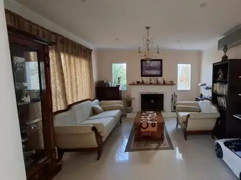 Casa en Venta en San Eliseo Golf & Country Club, USD 370.000