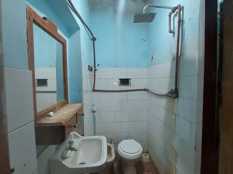 CASA EN VENTA EN SALTO CON LOCAL