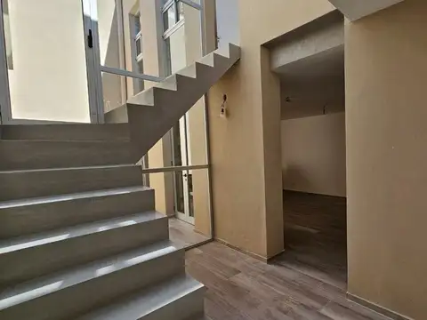 Depto Tipo Casa en Venta 66 años