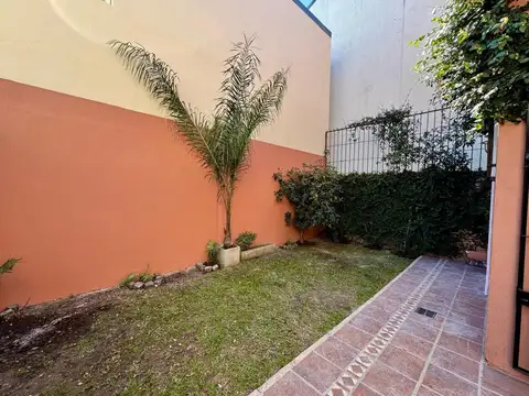 Depto Tipo Casa en Venta de 4 ambientes