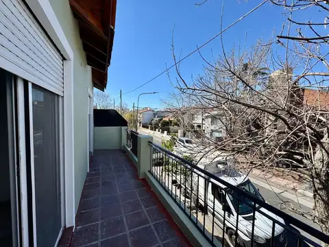 Depto Tipo Casa en Venta en Martinez Santa Fe / Fleming, USD 239.000