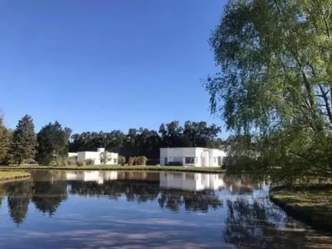 Casuarinas Del Pilar S/n