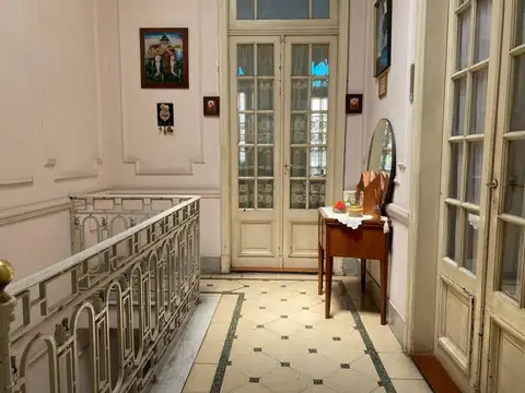Depto Tipo Casa 5 ambientes con 2 baños