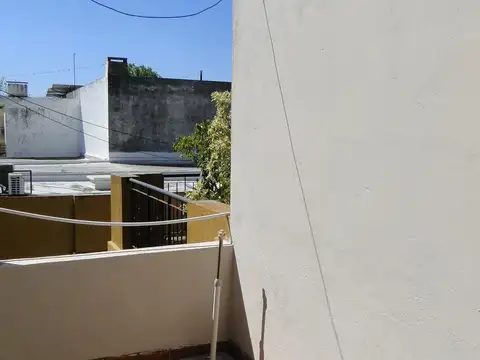 Departamento 4 ambientes con 1 baño