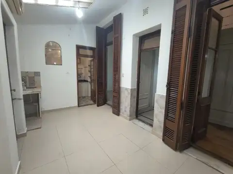 Depto Tipo Casa en Alquiler de 3 ambientes