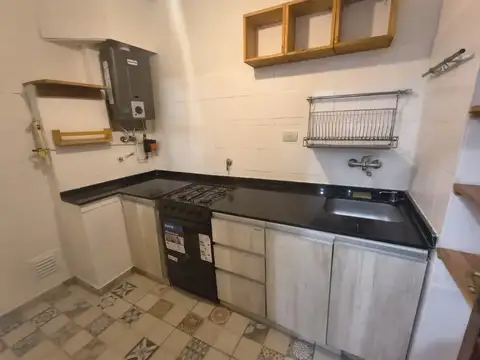 Depto Tipo Casa en Alquiler 80 años