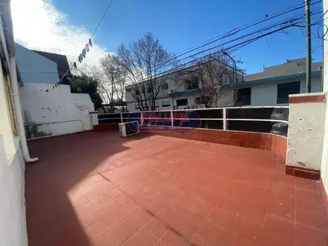 Depto Tipo Casa en Venta en Liniers, USD 125.000