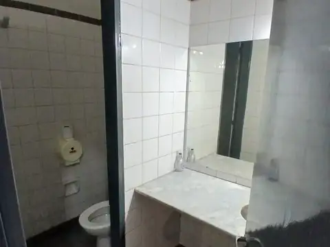 Local en Venta en Santa Rosa, USD 300.000