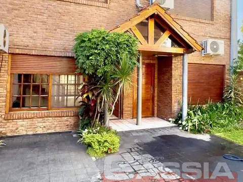 Depto Tipo Casa en Venta de 2 dormitorios