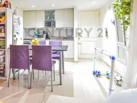 Albarellos 1600, Piso 0