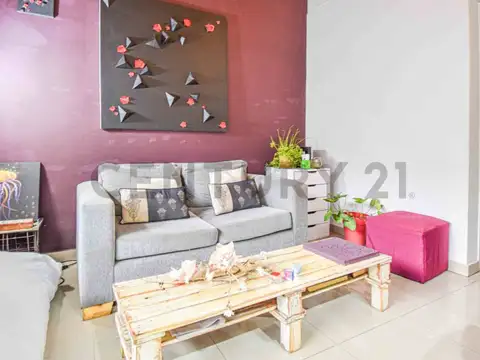 Casa de 6 Ambientes + Departamento Independiente en Martínez – Albarellos al 1600, San Isidro