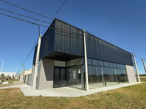 Local en Venta en Los Arces, USD 160.000