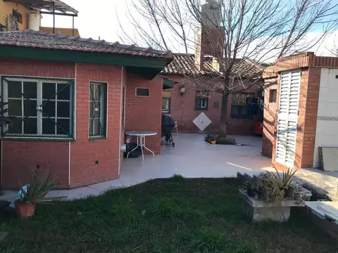 Lucio Correa Morales 100