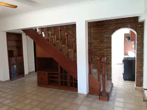 Casa en Alquiler en Neuquen, $ 2.500.000