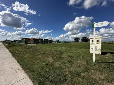 Calle Caceres al 1800