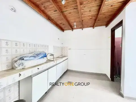 Depto Tipo Casa en Alquiler 50 años