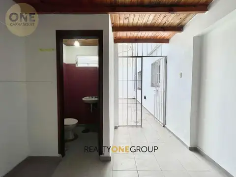 Amplio PH en venta 42 entre 2 y 3