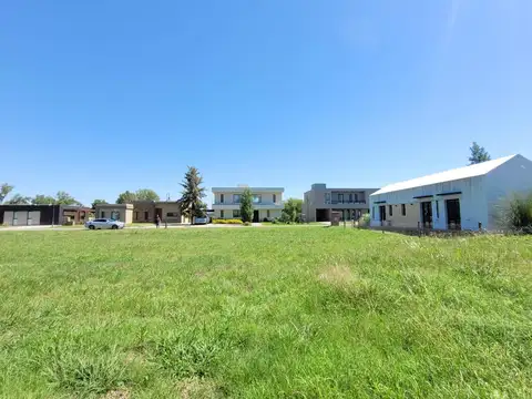 Terreno en Venta 30  mts Fondo