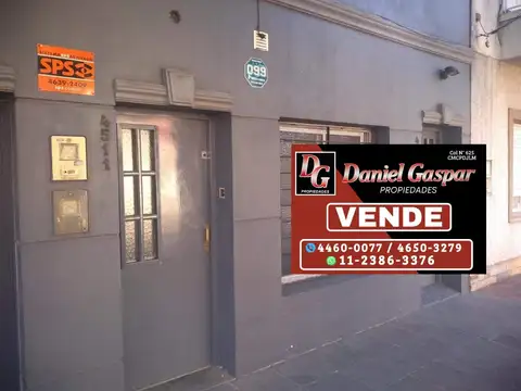VENTA – PH AL FRENTE 2 AMBIENTES – CASEROS
