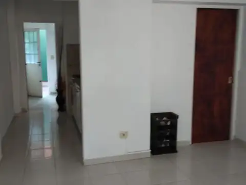 VENTA – PH AL FRENTE 2 AMBIENTES – CASEROS
