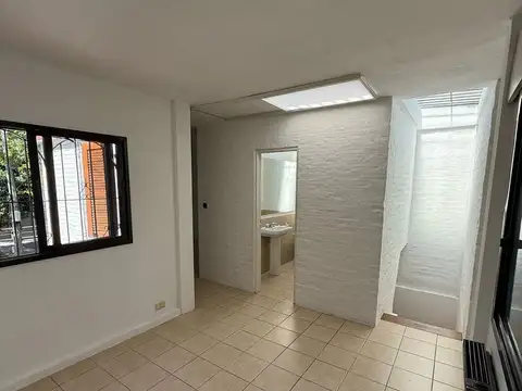 Depto Tipo Casa en Venta con 1 cocheras