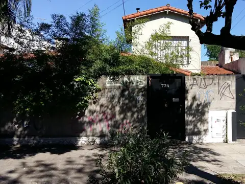 EXCELENTE DEPOSITO TECHO HORMIGON CON OFICINAS AL FRENTE