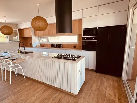 Casa en Venta en Barrio Cerrado Costa Esmeralda, USD 450.000