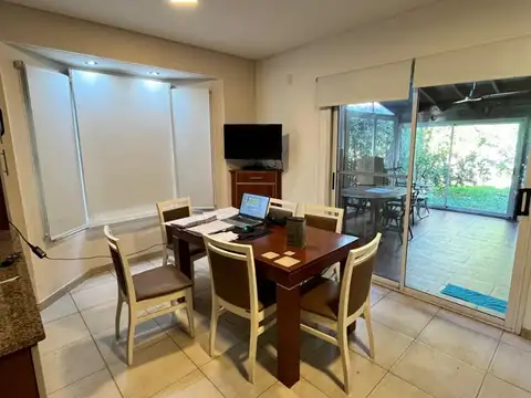 Dúplex 4 ambientes - María del Parque - Ituzaingó