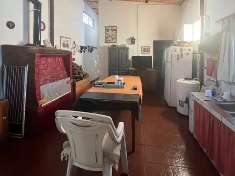 CHACRA DE FACIL ACCESO, CON CORRALES PARA ANIMALES EN VENTA, VILLARS