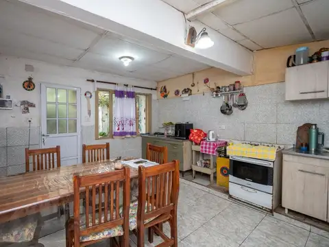 Depto Tipo Casa en Venta 81 años