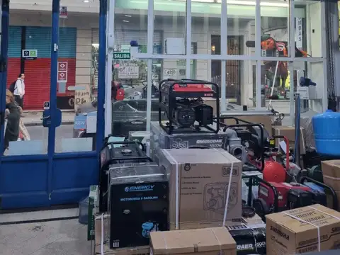 LOCAL COMERCIAL CON SOTANO- ZONA MONSERRAT