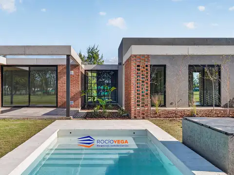Casa en venta en  Comarcas de Luján, barrio Santa Ines