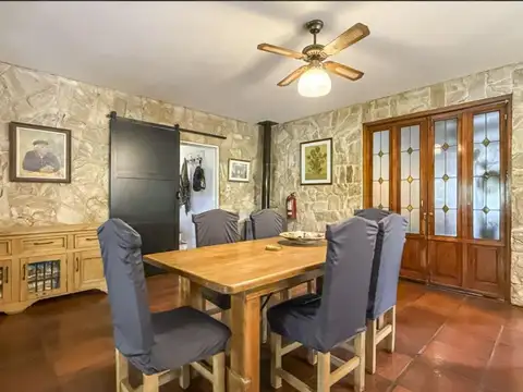 DIVINA CASA EN BARRIO RESINDENCIAL DE LOS CARDALES PARQUE NATURA