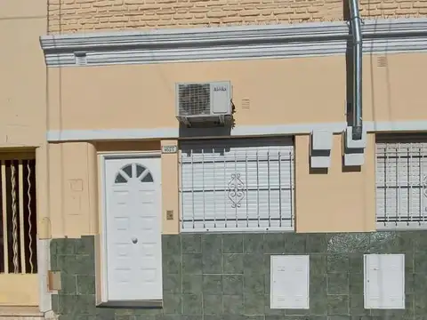 Depto Tipo Casa en Alquiler en Parque Chacabuco, $ 420.000