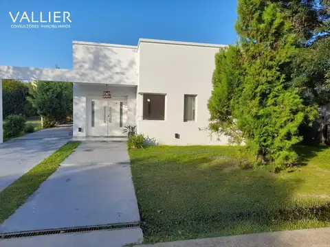 Casa en Alquiler de 3 dormitorios