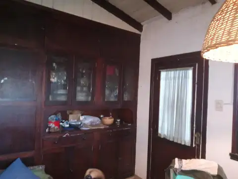 Casa en Venta en Castelar, USD 105.000