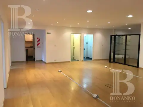 Oficina Monoambiente con 2 baños
