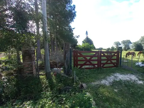 TERRENO EN ESQUINA CON MEJORAS - FINANCIACION