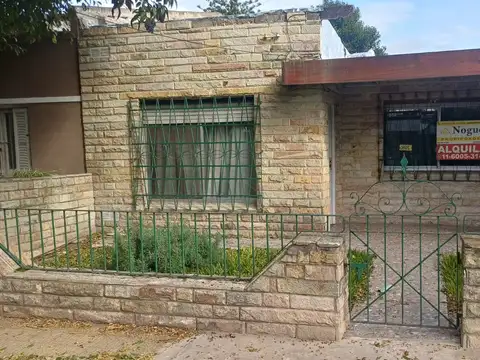 CASA EN ALQUILER
