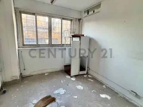 Avenida General Paz 10600, Piso 1