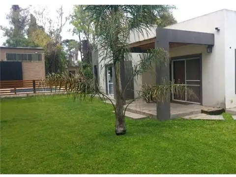 OPORTUNIDAD ++!CASAQUINTA A ESTRENAR 6 AMB.MINIMALISTA +PISCINA +DEPTO SERVICIO A 1 CDRA DE M.FIERRO