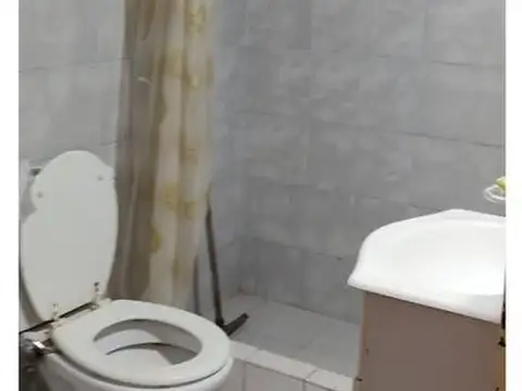 Galpon en Venta 31  mts Fondo