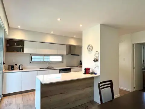 Casa en Venta en Rosario, USD 380.000