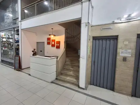 Oficina en Venta en Tribunales, USD 18.000