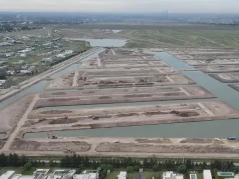 Terreno en Venta en Funes, USD 80.000