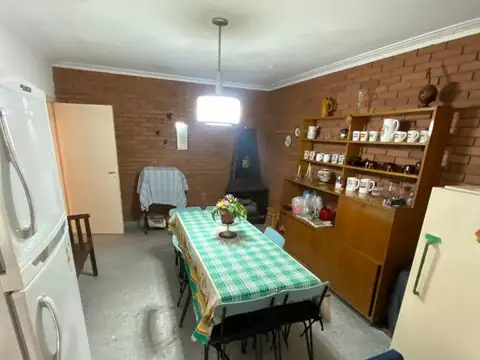Depto Tipo Casa en Venta con 1 cocheras